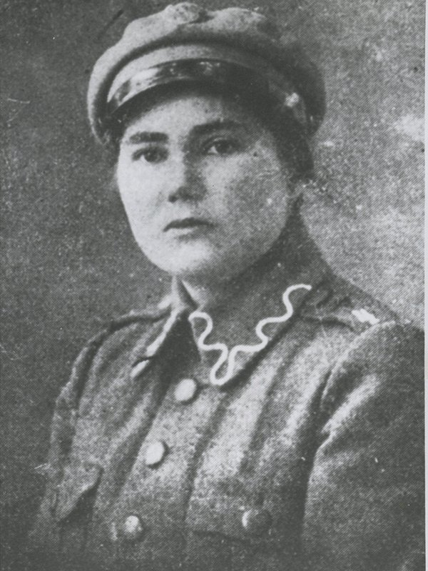 Maria Zdziarska-Zalewska w mundurze 